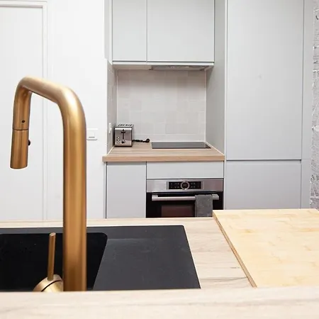 Apartment 15 - Tour Montparnasse - Bd Pasteur - 2 Pieces