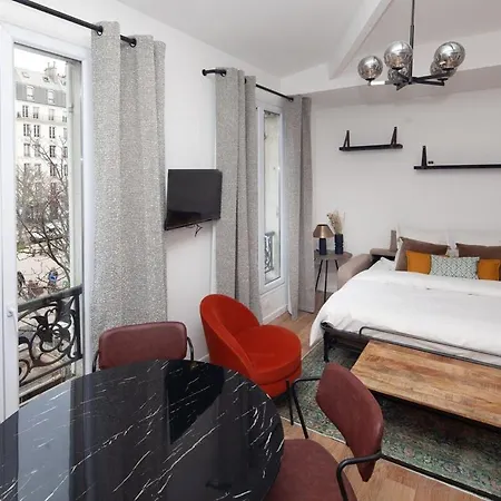 15 - Tour Montparnasse - Bd Pasteur - 2 Pieces Apartment